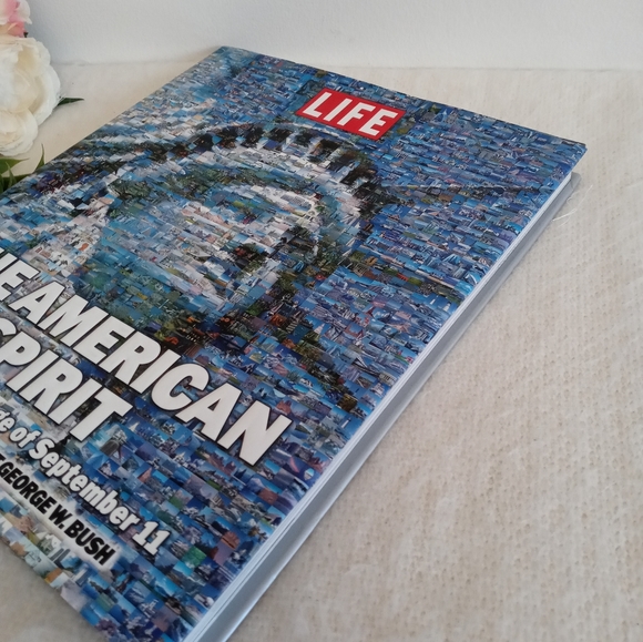 LIFE The American Spirit Book. Meeting the challenge of September 11 Book. - Picture 5 of 15